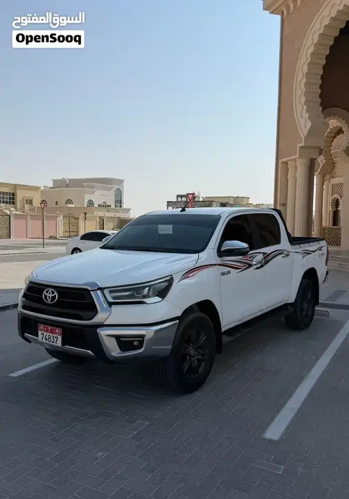 Toyota Hilux 2022 photo 4