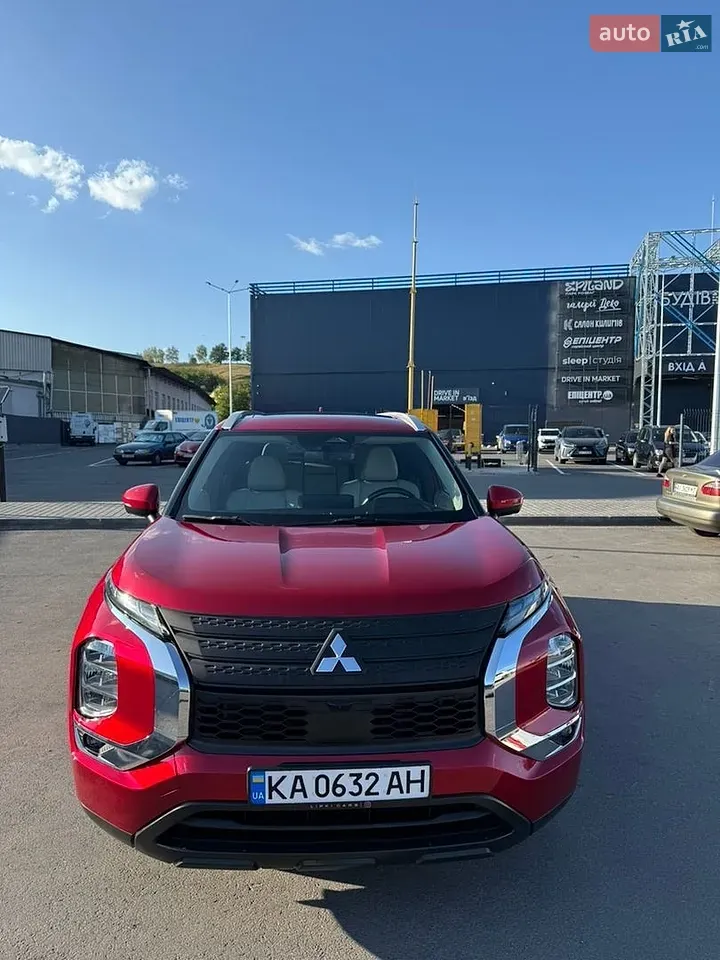 Mitsubishi Outlander