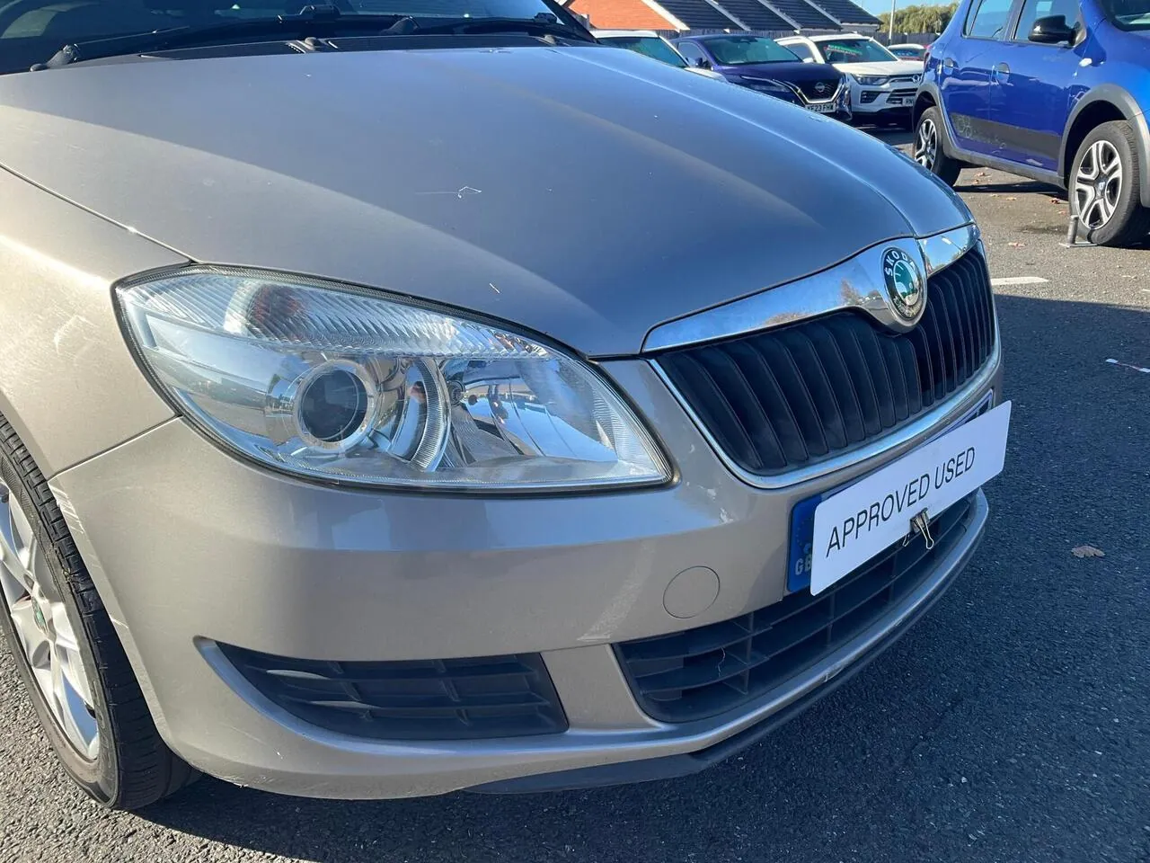 Skoda Roomster 2012 photo 2