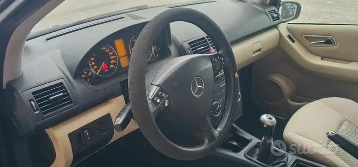 Mercedes-Benz A 2005 photo 4
