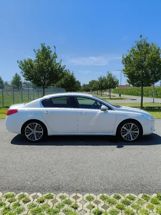 Peugeot 508 2011 photo 2
