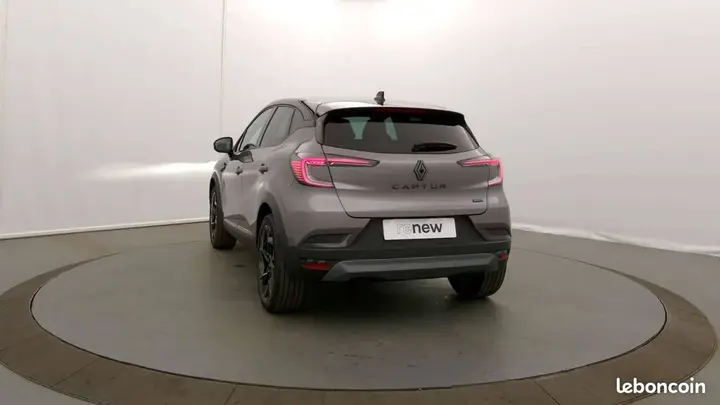 Renault Captur 2026 photo 2