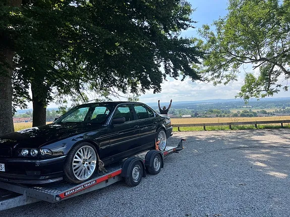 BMW 740I