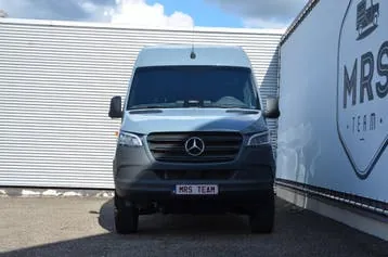 Mercedes-Benz Sprinter 2026 photo 2