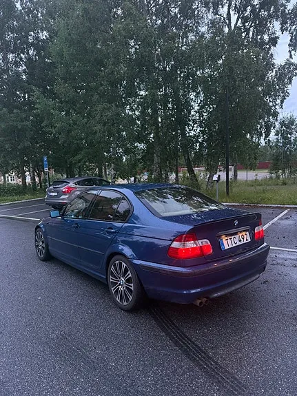 BMW 330I 2003 photo 3