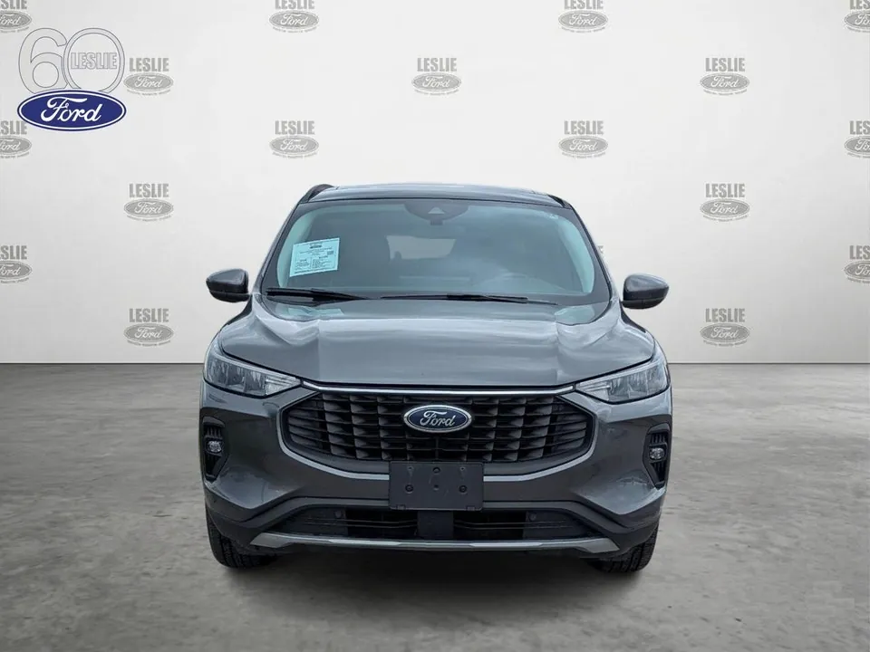 Ford Escape 2023 photo 2