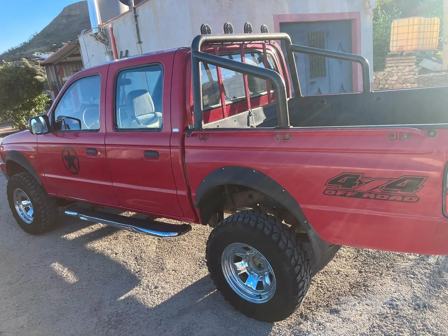 Mazda B2500 2000 photo 3