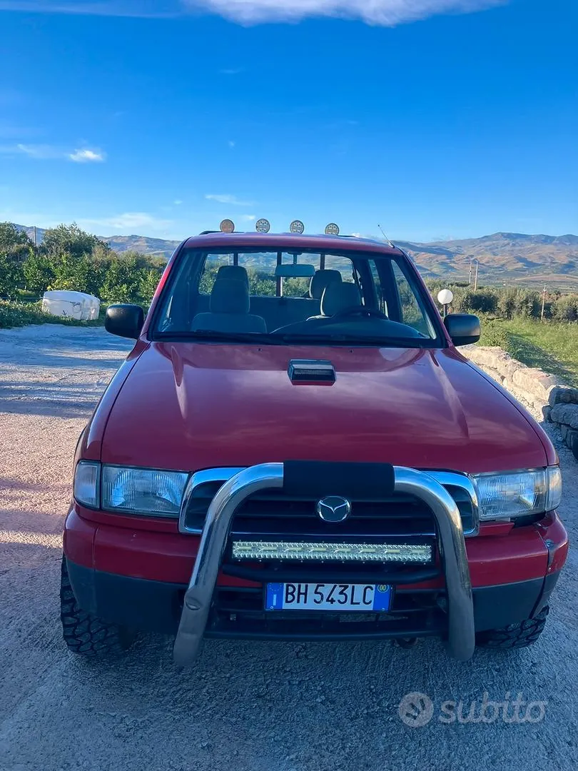 Mazda B2500