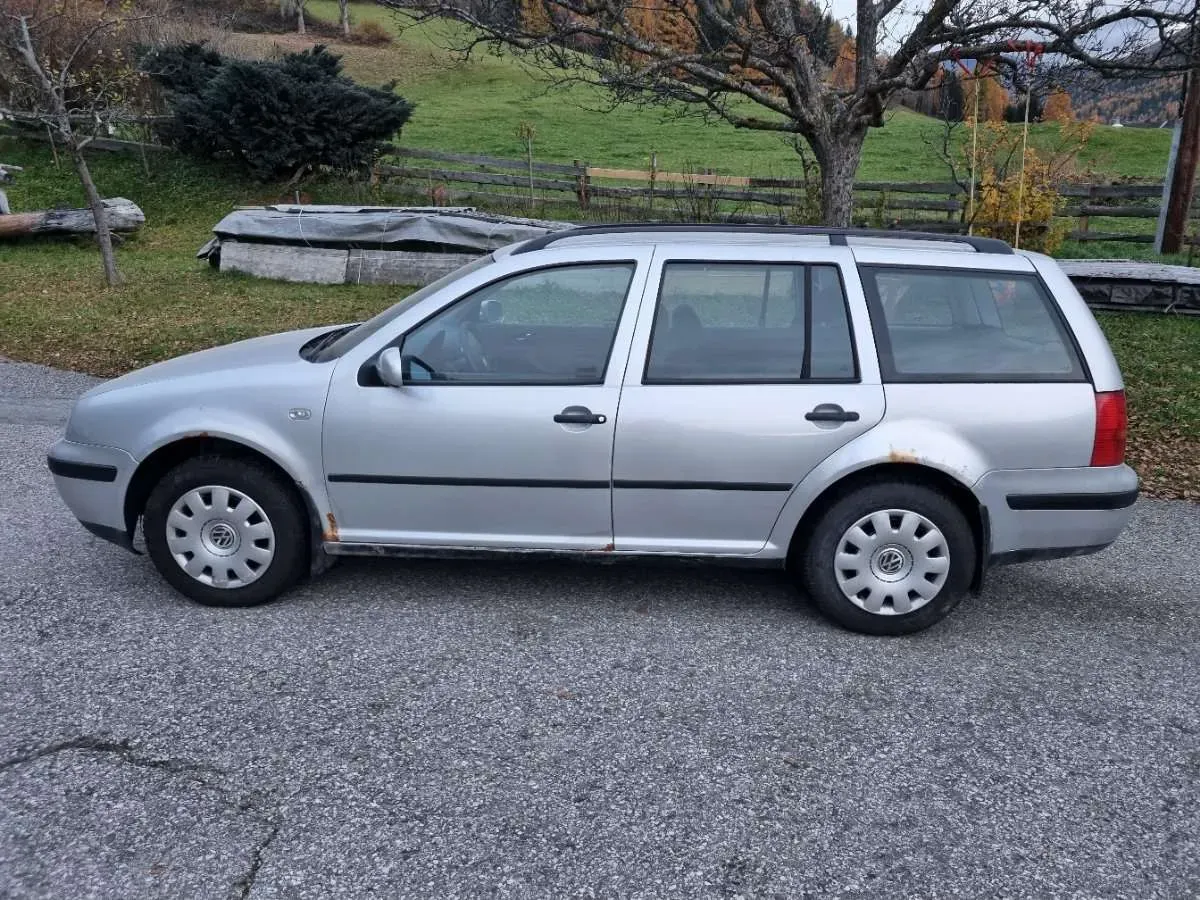 Volkswagen Golf 2001 photo 3