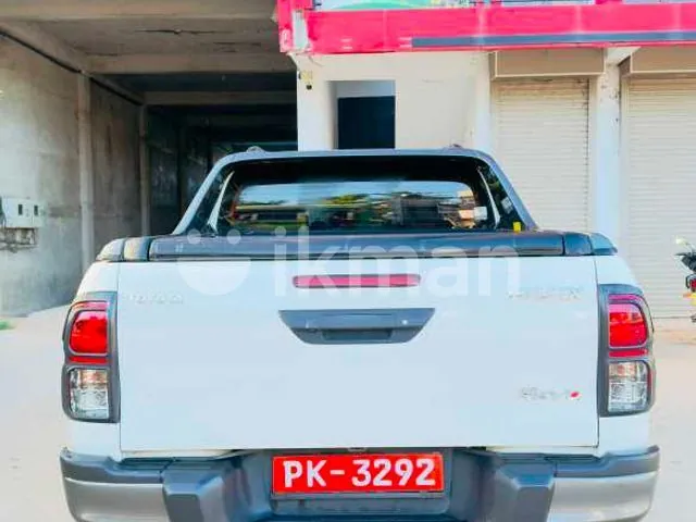 Toyota Hilux 2020 photo 4