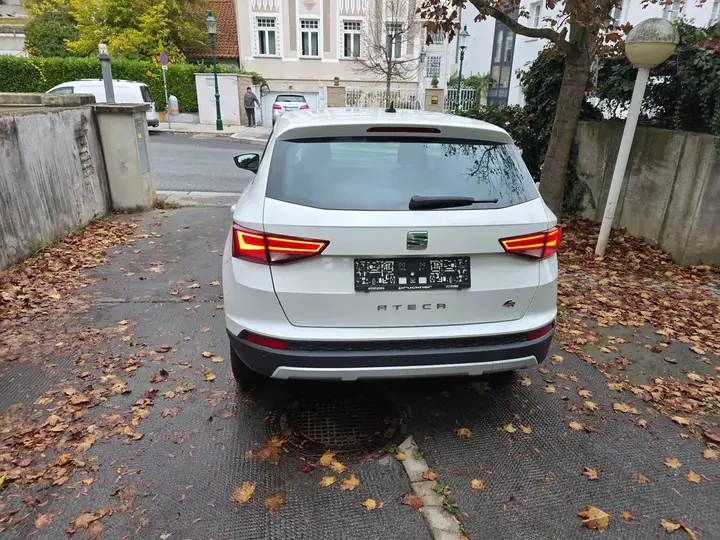 Seat Ateca 2018 photo 2