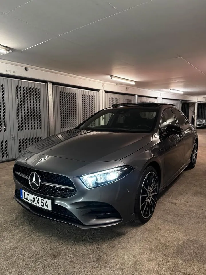 Mercedes-Benz A 250 E