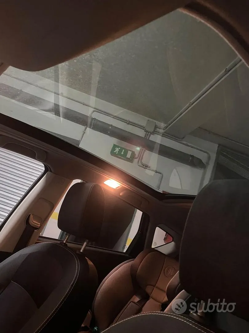 Nissan Qashqai 2012 photo 2