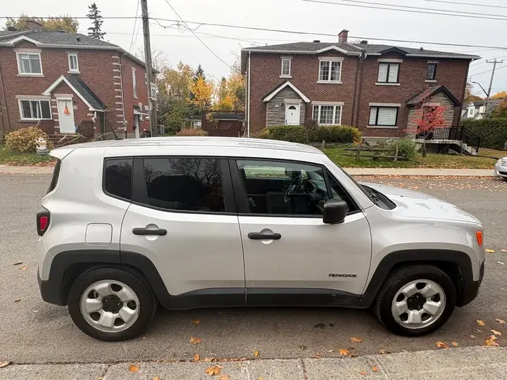 Jeep Renegade 2015 photo 2