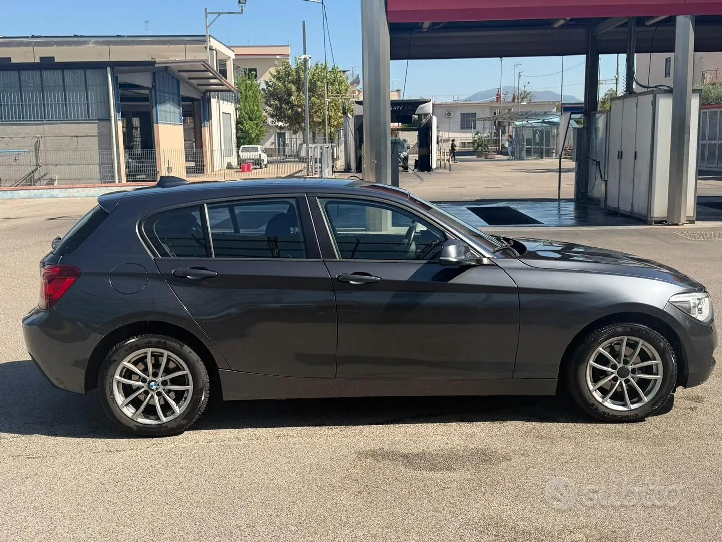 BMW 1 Series 2015 photo 2
