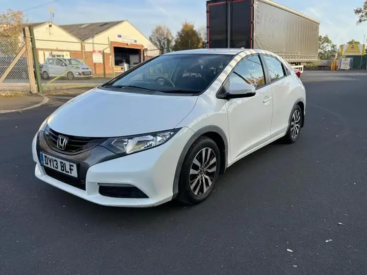 Honda Civic 2013 photo 4