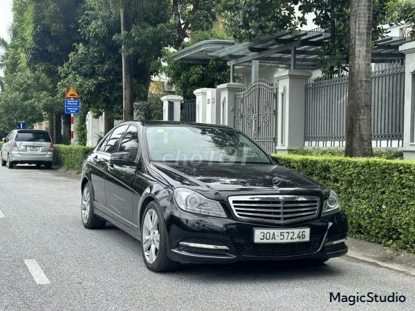 Mercedes-Benz C-Class 2012 photo 2