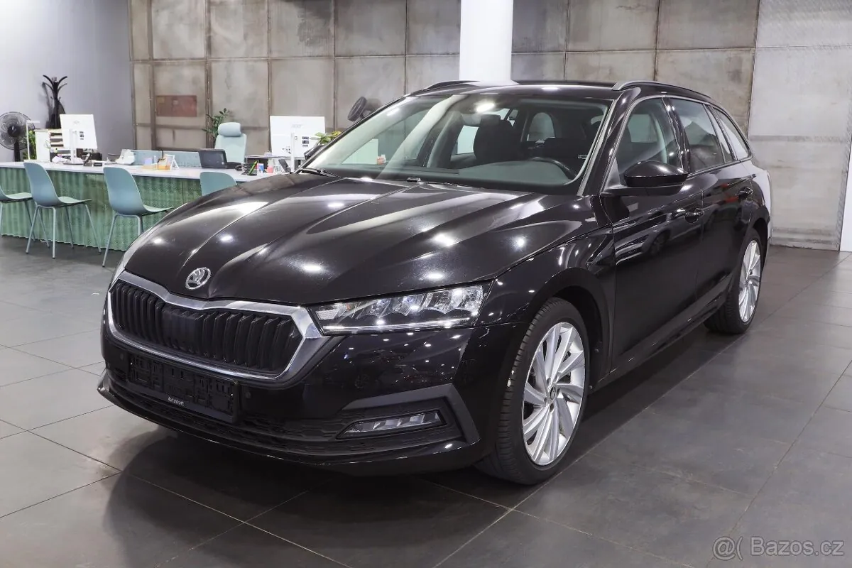Skoda Octavia 2022 photo 3