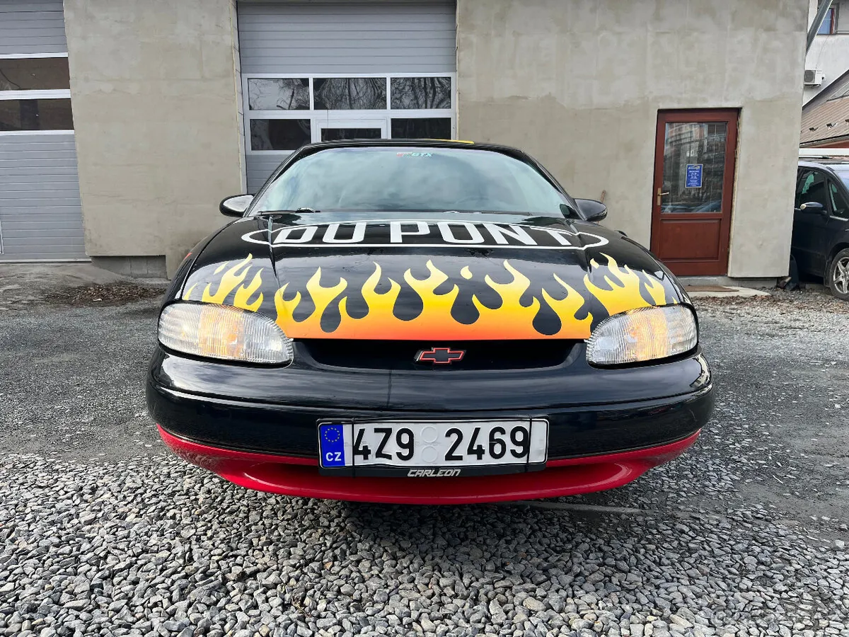 Chevrolet Monte Carlo 1998 photo 3