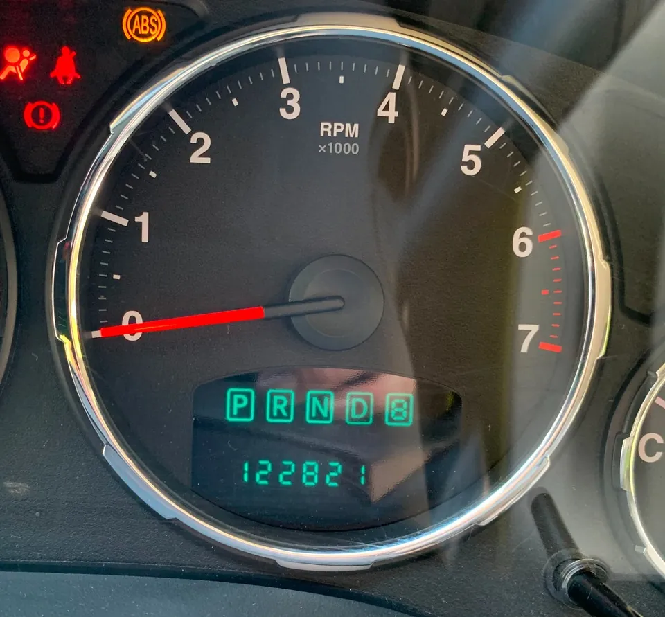Jeep Liberty 2010 photo 4