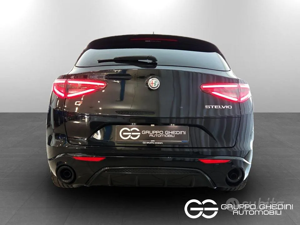 Alfa Romeo Stelvio 2023 photo 5