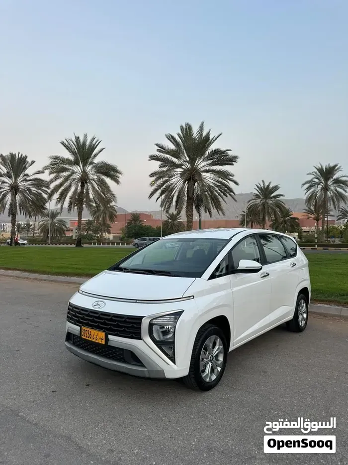 Hyundai Staria