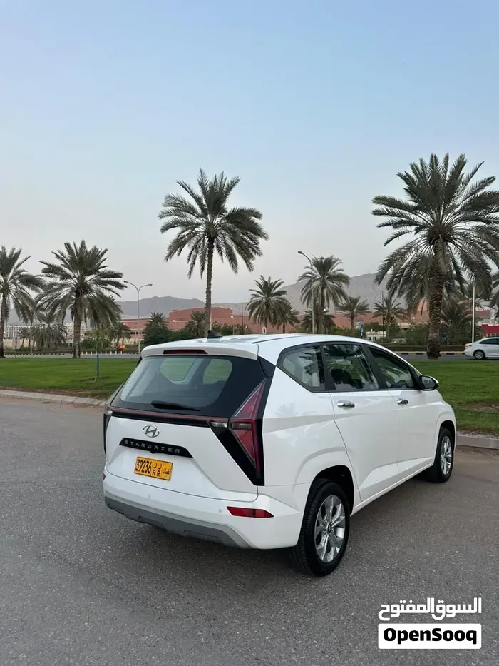 Hyundai Staria 2025 photo 4