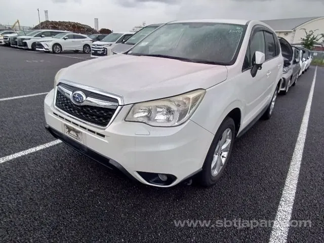 Subaru Forester 2013 photo 2