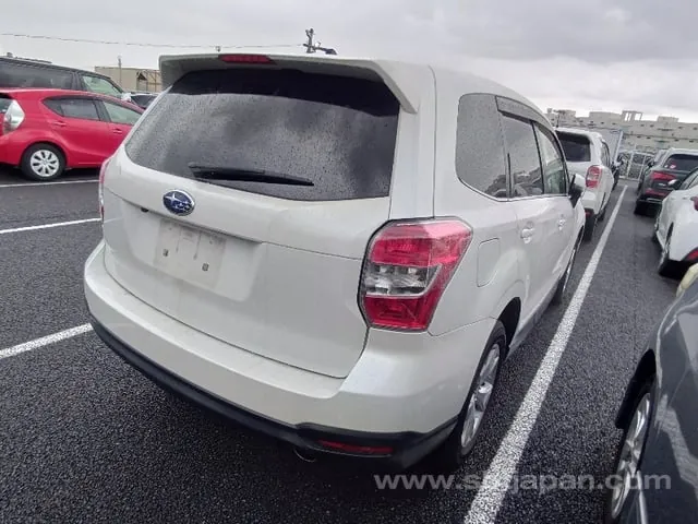 Subaru Forester 2013 photo 4