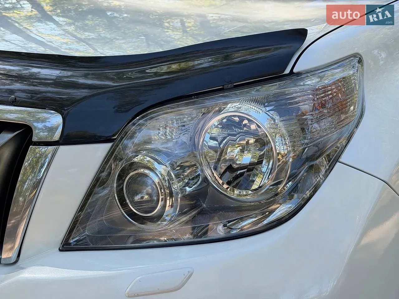 Toyota Land Cruiser Prado 2011 photo 4