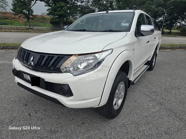 Mitsubishi Triton