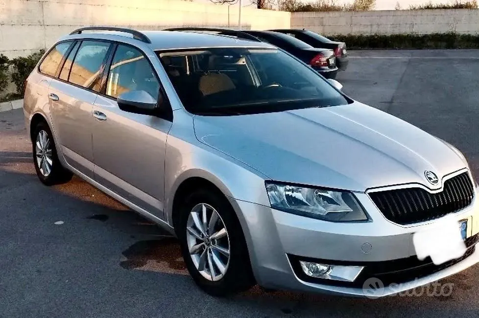Skoda Octavia 2015 photo 2