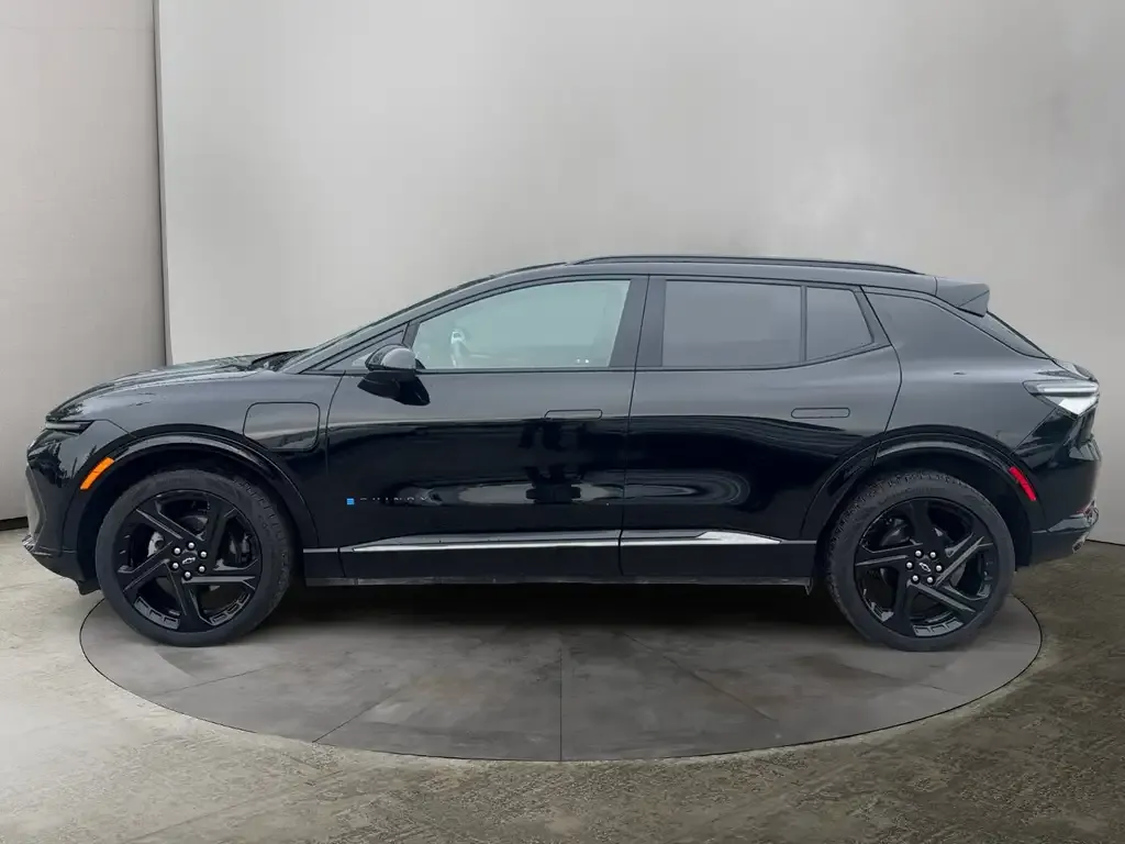 Chevrolet Equinox 2025 photo 2