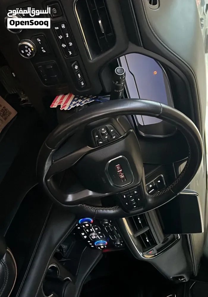GMC Yukon 2023 photo 4