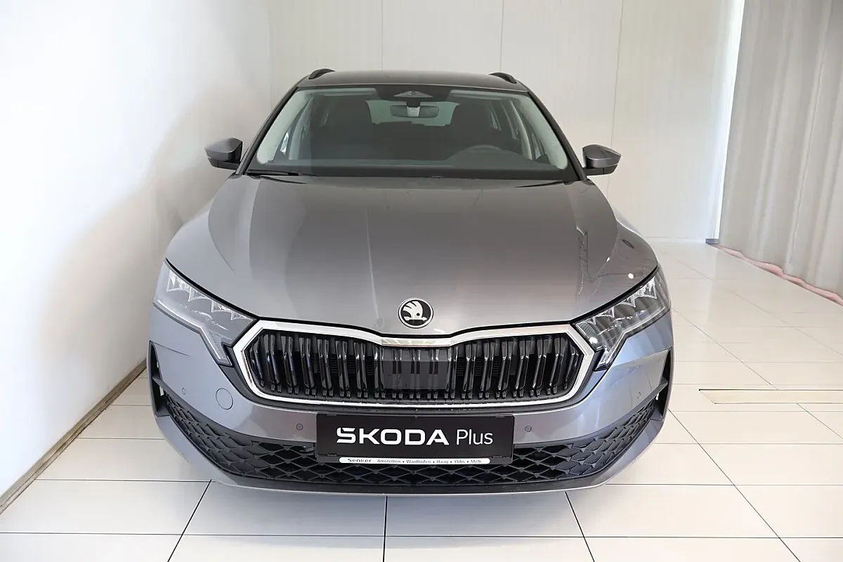 Skoda Octavia 2026 photo 2