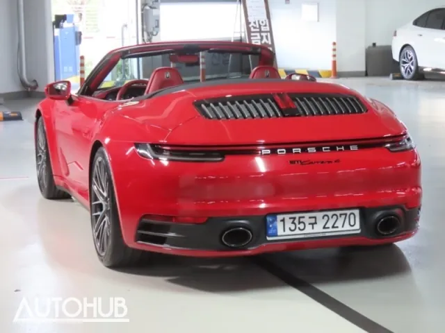 Porsche 911 2022 photo 4