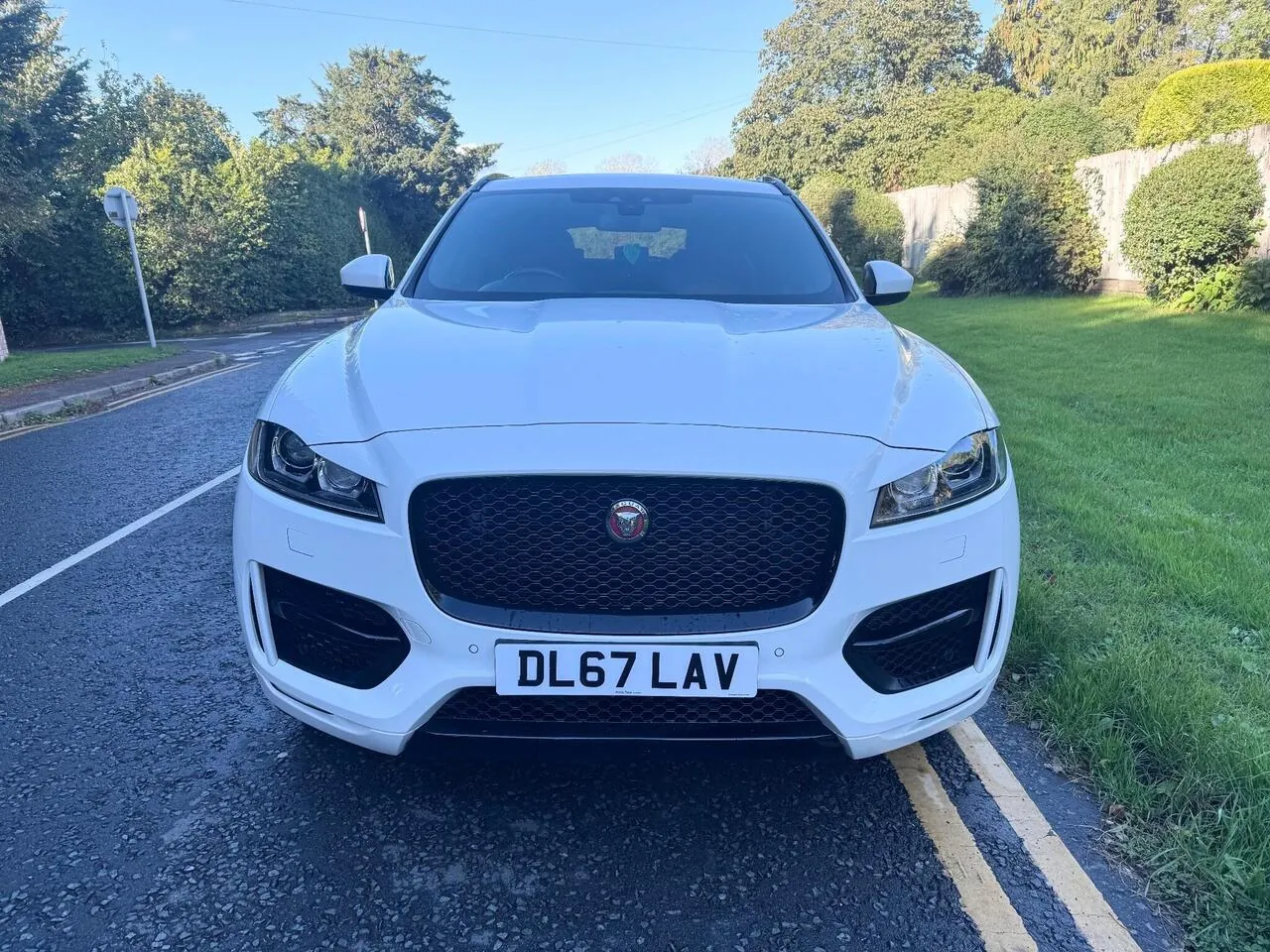 Jaguar F-Pace 2017 photo 5