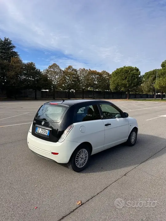 Lancia Ypsilon 2009 photo 3