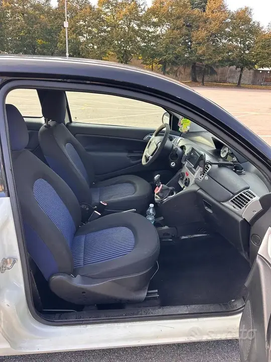 Lancia Ypsilon 2009 photo 5