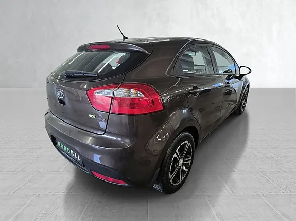 Kia Rio 2012 photo 3