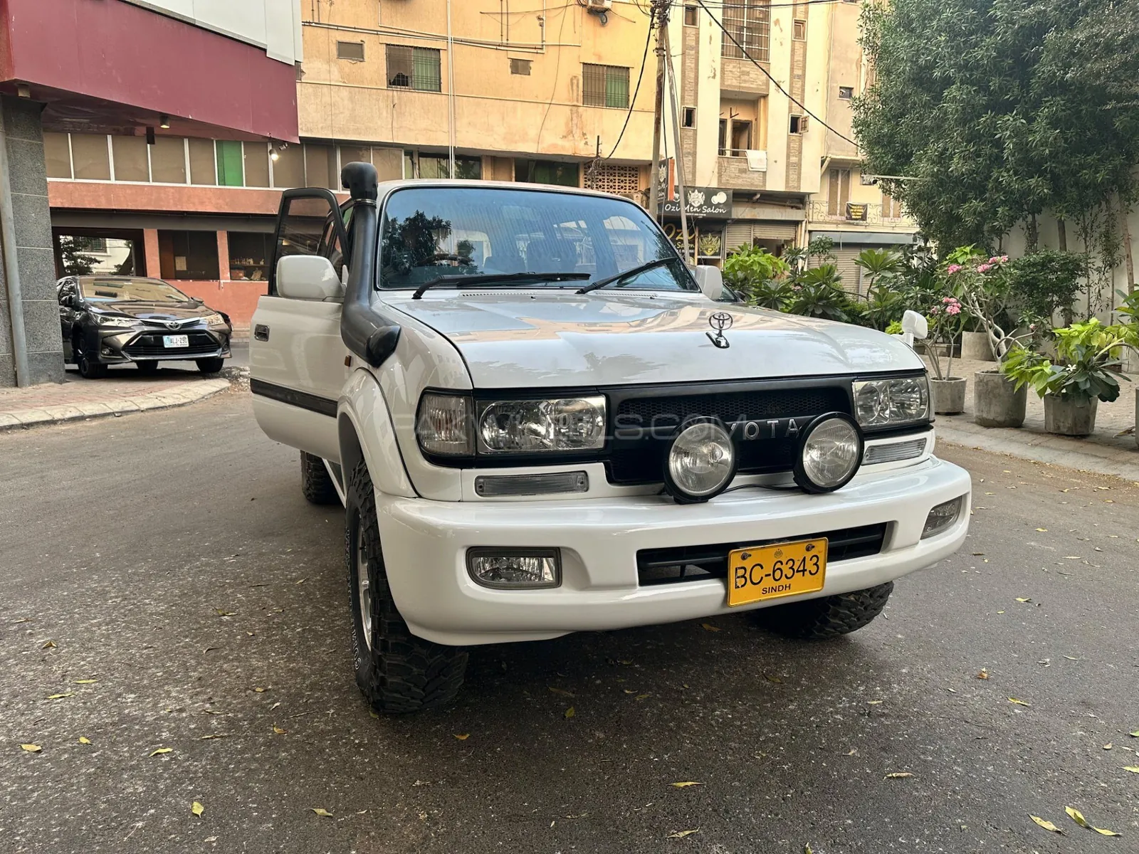 Toyota Land Cruiser