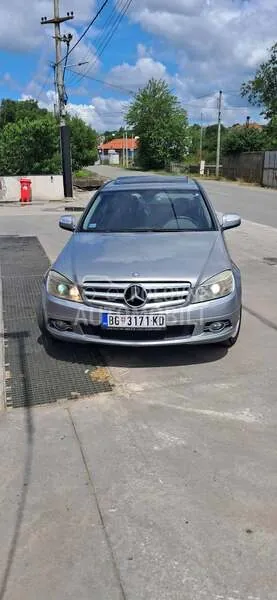 Mercedes-Benz C-Class 2008 photo 2