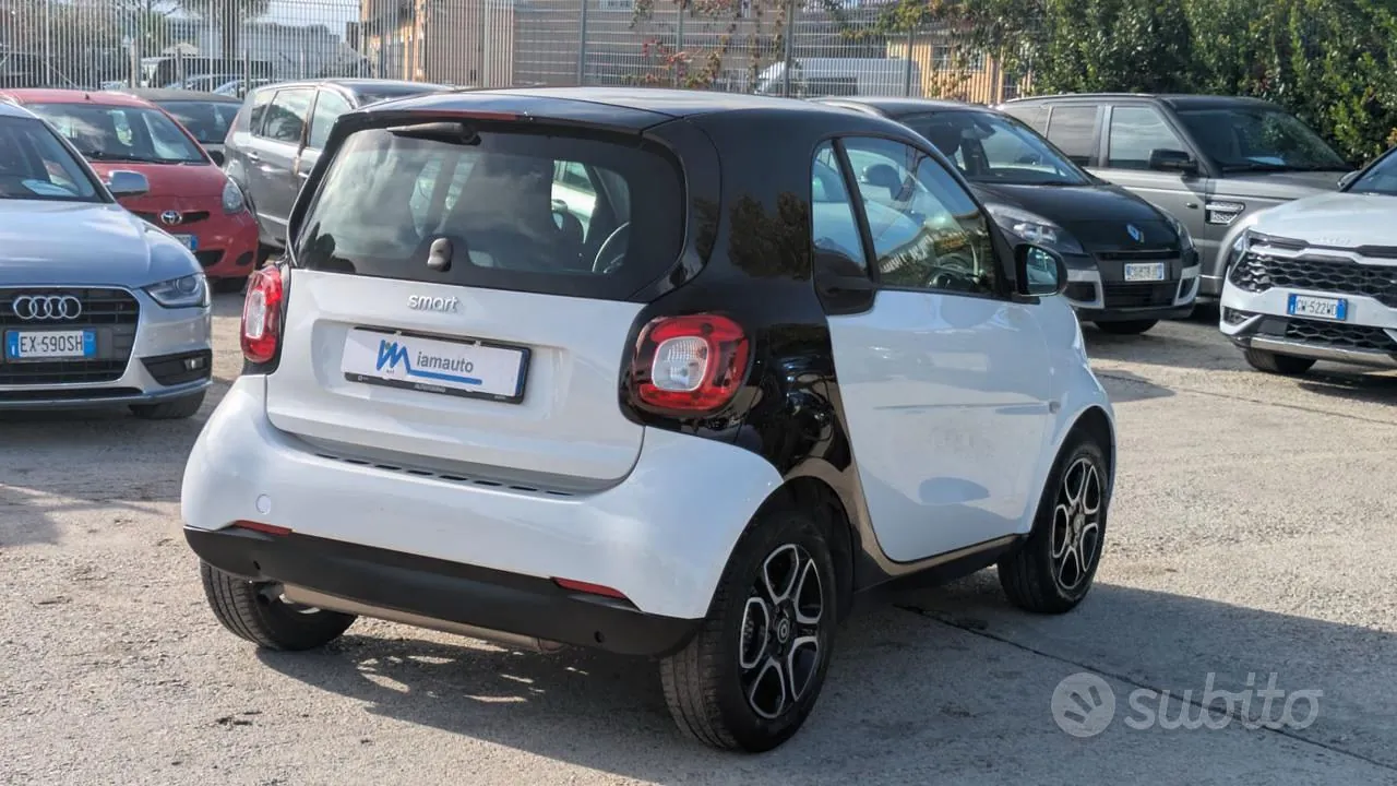 Smart Fortwo 2018 photo 3