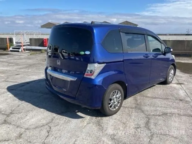 Honda Freed G 2014 photo 4