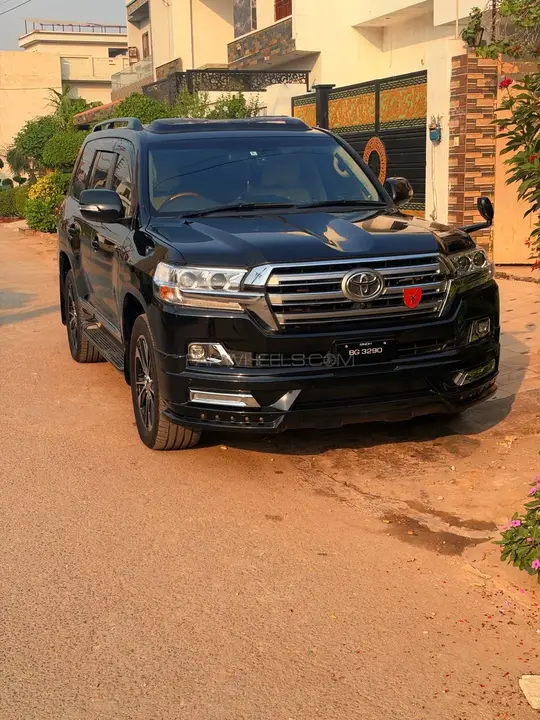 Toyota Land Cruiser