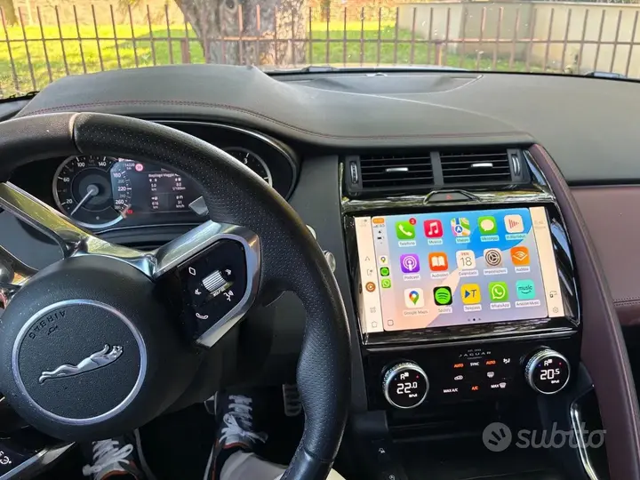 Jaguar E-Pace 2023 photo 5