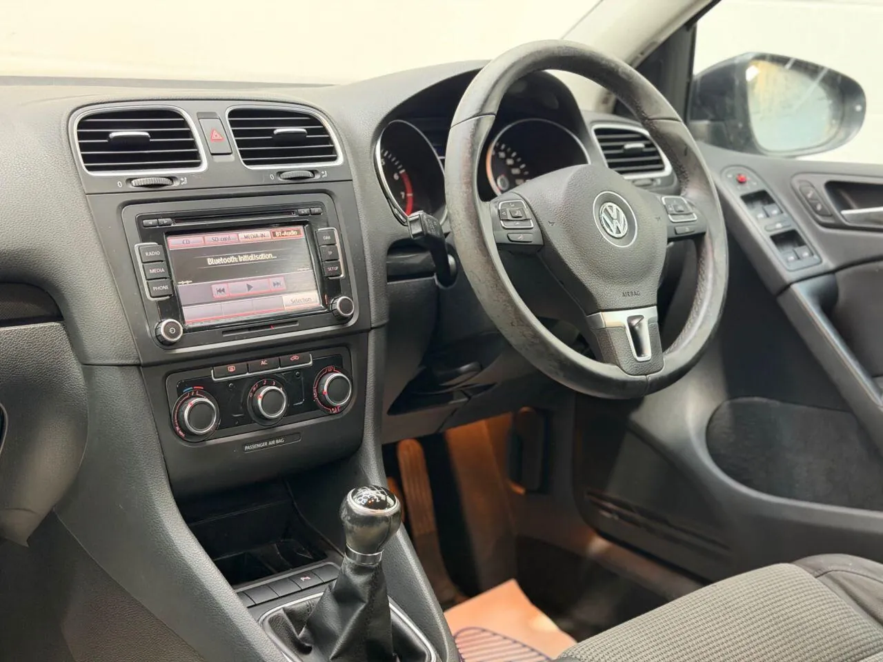 Volkswagen Golf 2012 photo 3