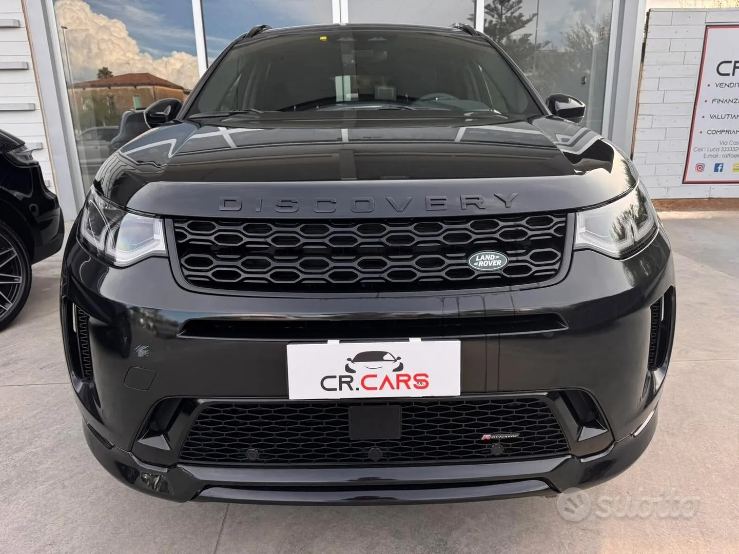 Land Rover Discovery Sport 2023 photo 3