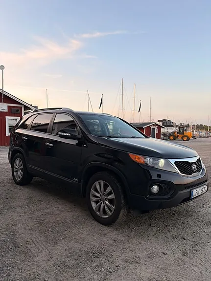 Kia Sorento 2011 photo 2