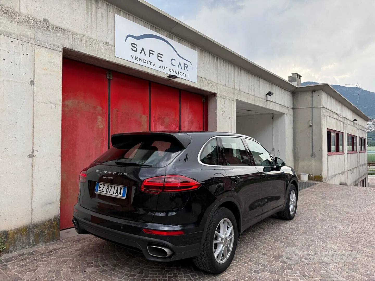 Porsche Cayenne 2015 photo 2